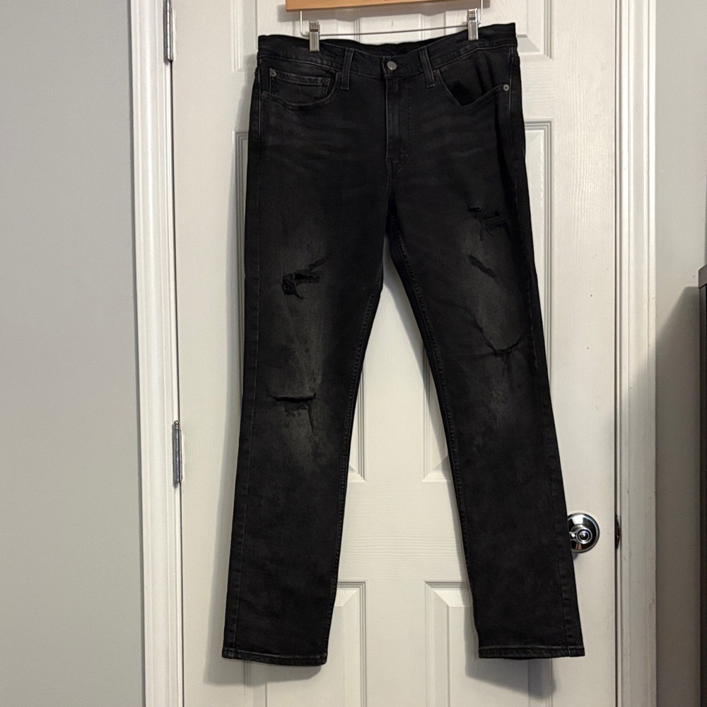 Signature by Levi Strauss Men's Dark Gray Straight Jeans